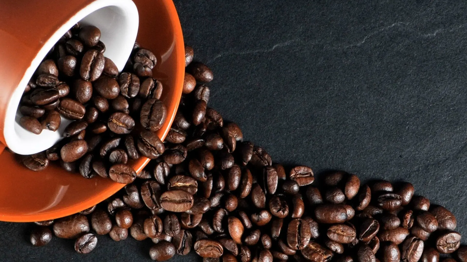 Cà phê được sản xuất tại Việt Nam.