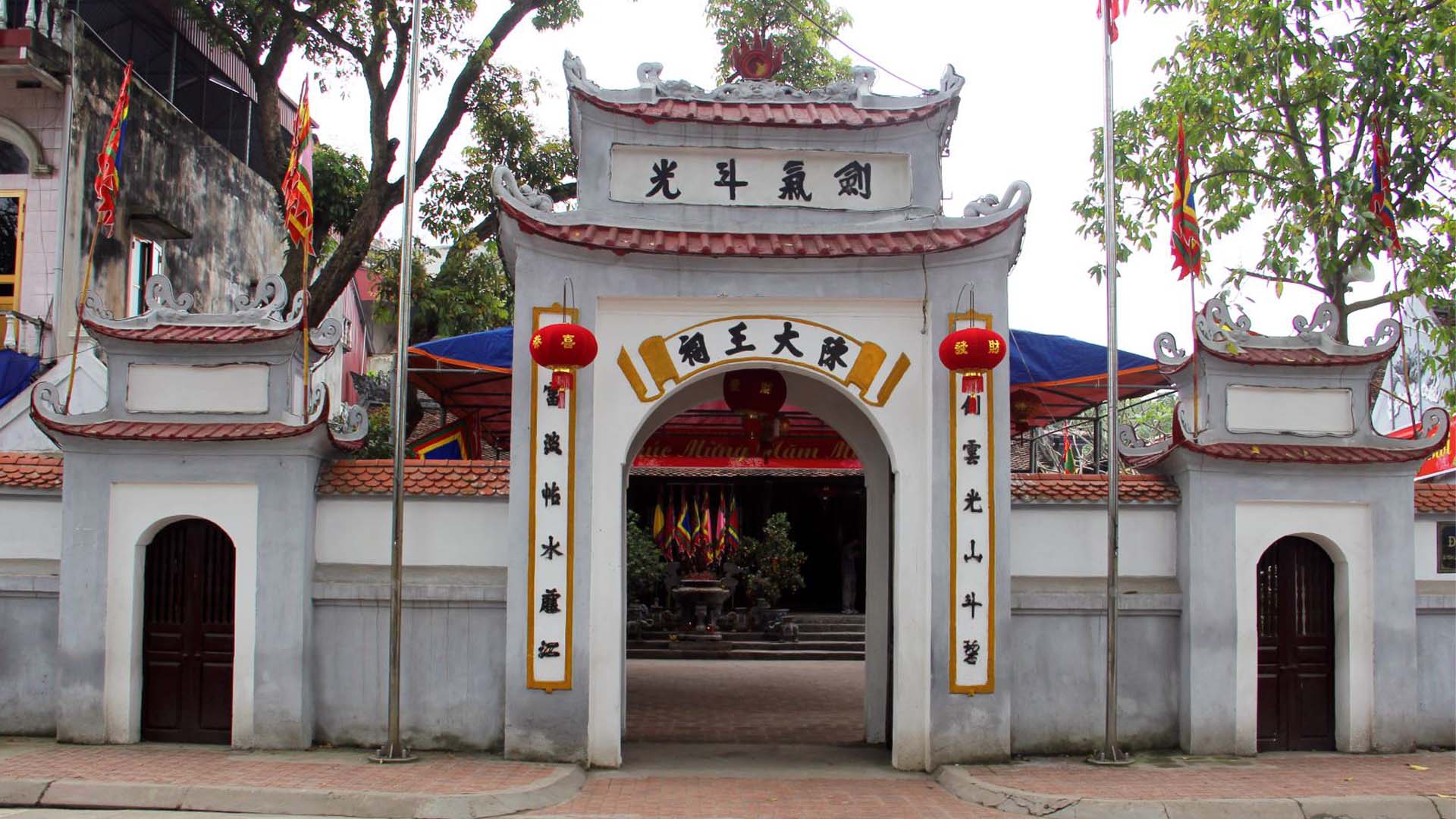 Đền Trần - Nơi tôn thờ Hưng Đạo Đại Vương Trần Quốc Tuấn ở Hưng Yên